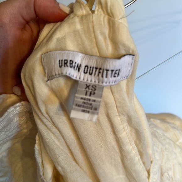 Urban outfitters mini - Picture 3 of 3